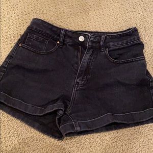 Pacsun black “mom” shorts